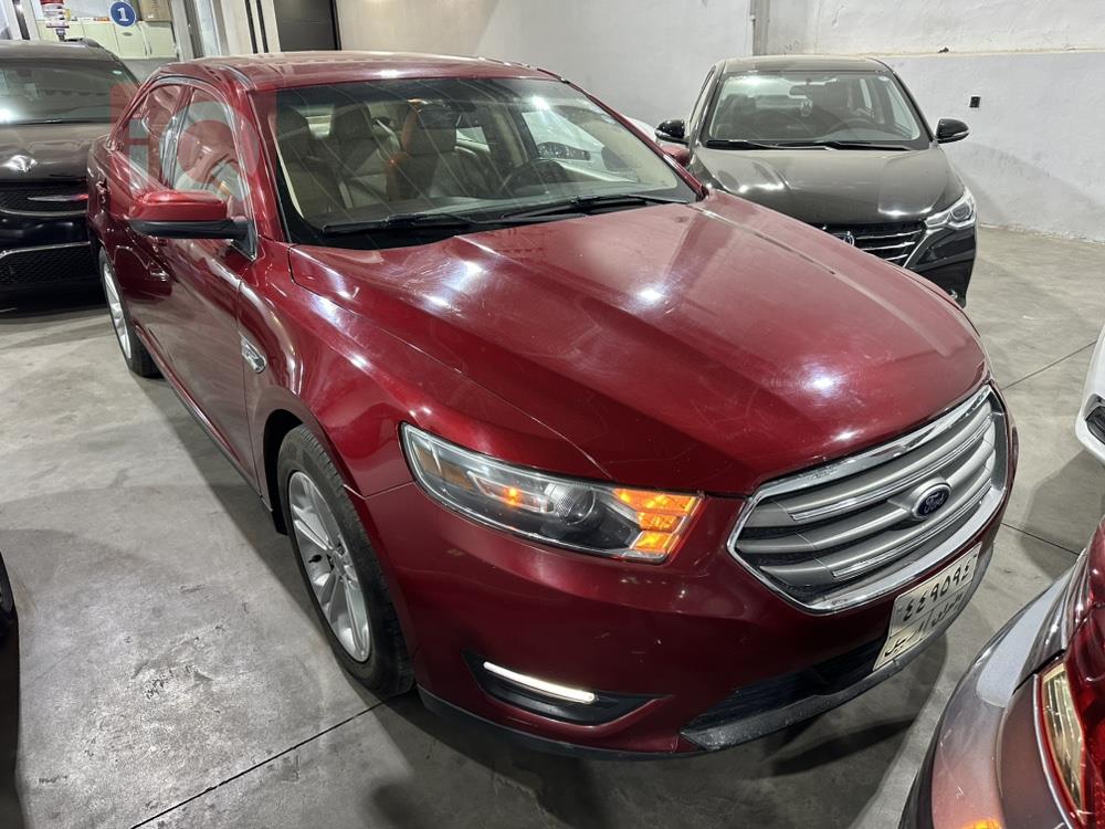 Ford Taurus